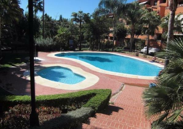 Apartamento Milla De Oro Marbella Exterior photo