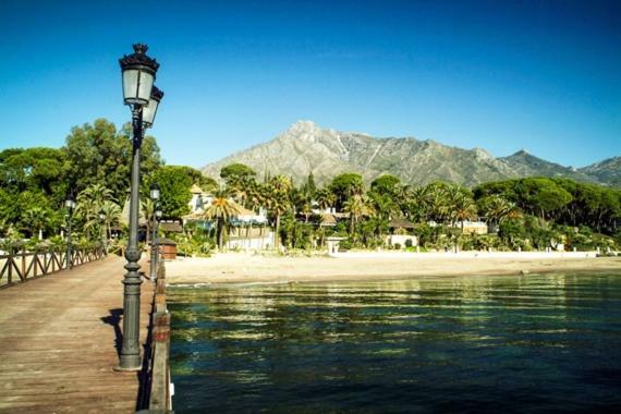 Apartamento Milla De Oro Marbella Exterior photo