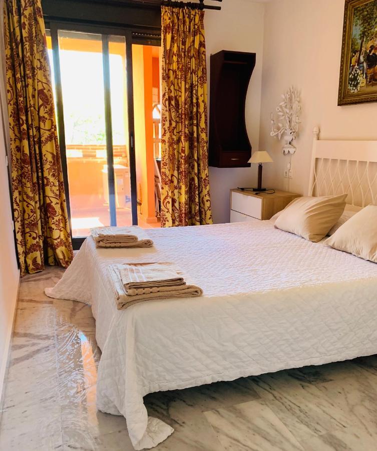 Apartamento Milla De Oro Marbella Exterior photo